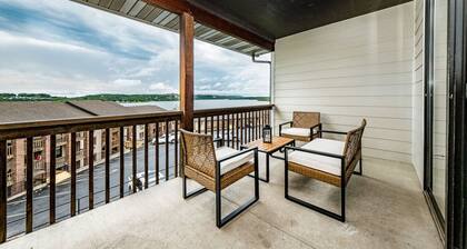 Lake Therapy at Table Rock