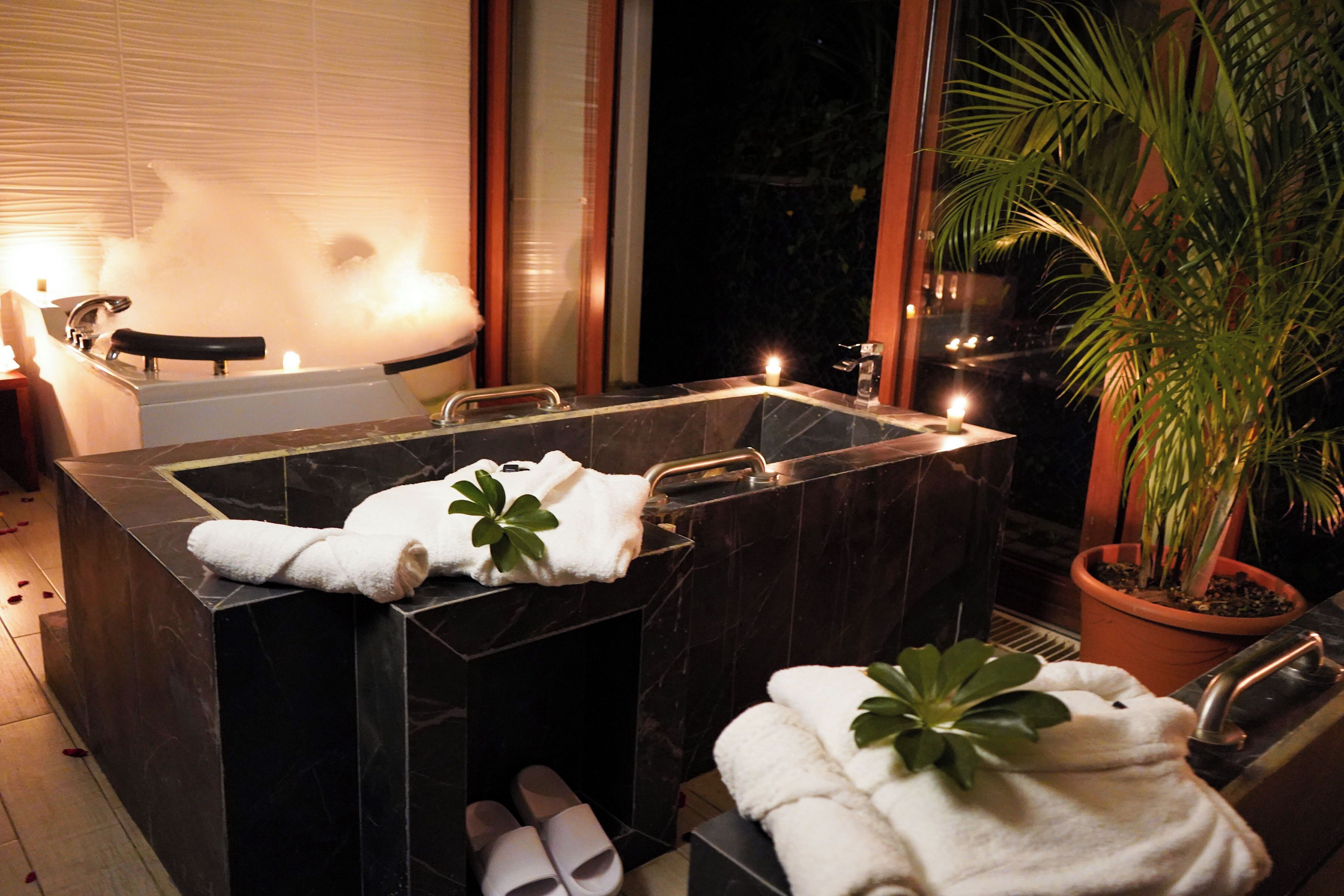 桑拿、身体护理、泥浴、芳香疗法、产前按摩、体膜护理