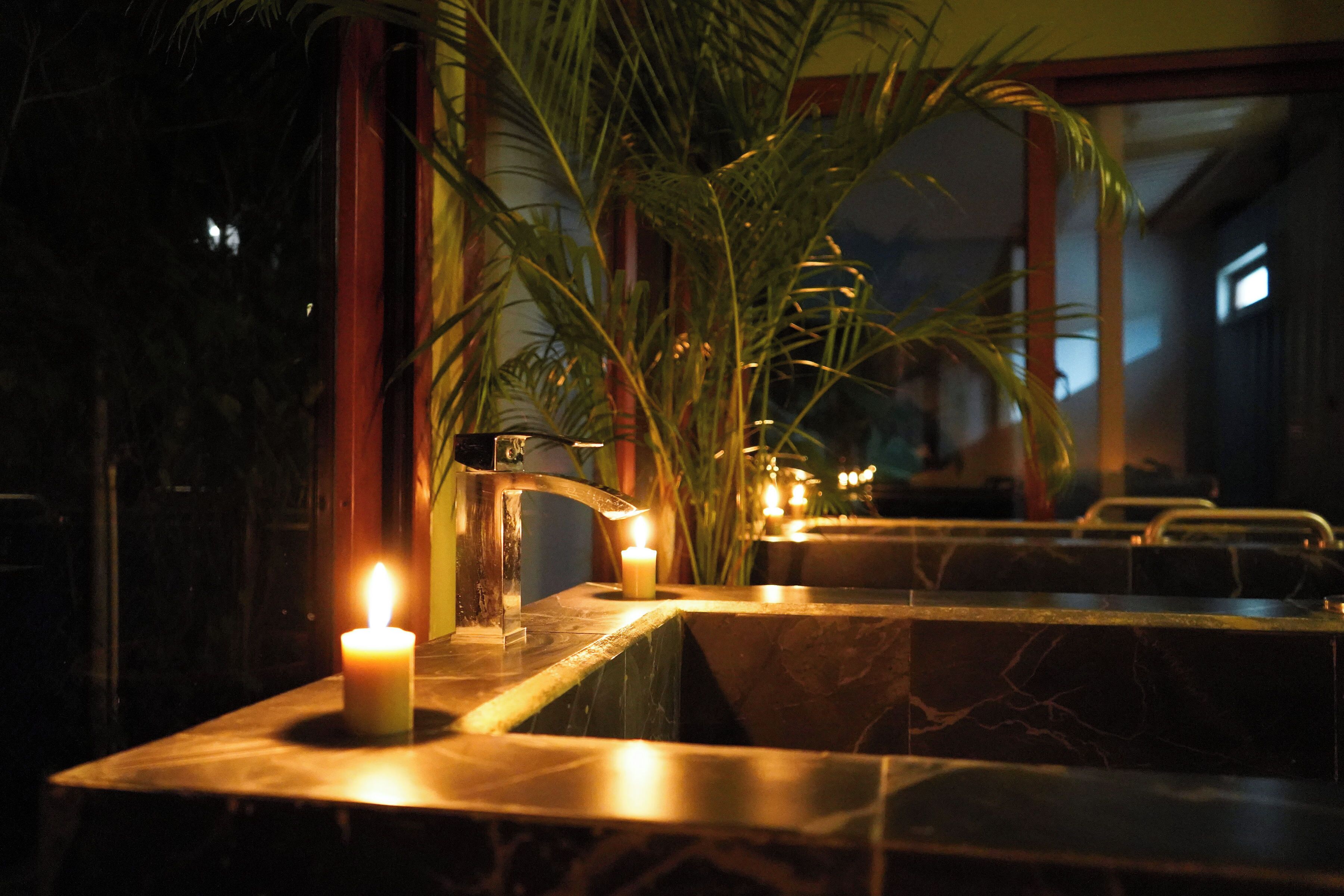 桑拿、身体护理、泥浴、芳香疗法、产前按摩、体膜护理