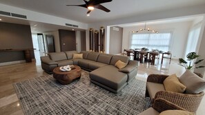 Älytelevisio, pöytätennispöytä