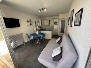TV