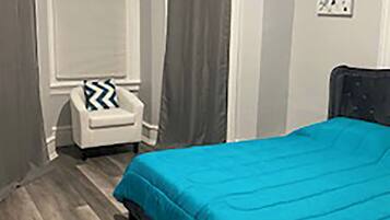 3 habitaciones, tabla de planchar con plancha y wifi gratis