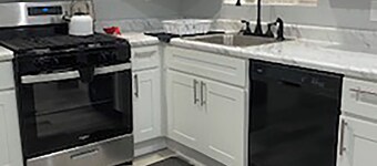 Welcome to Lindley Ave. Where Comfort Awaits!