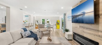 Ultimate Beach Oasis: Heated Pool, Game Room, BBQ & Pet-Friendly 🏖️