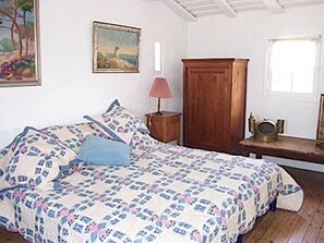 2 bedrooms