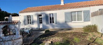 Renovated house near the beach for 5 people in L'Épine