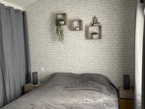 3 Schlafzimmer, Reisekinderbett, WLAN