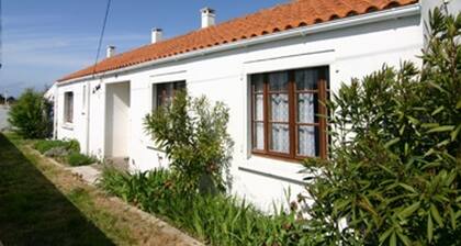 Charmante maison 5 pers, proche plage, animaux admis, parking