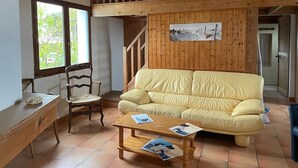 Living area - House for 6 people, near beach, garden & terrace, WiFi, Noirmoutier (Barbâtre)