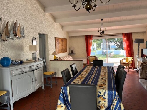 Maison confortable à 300 m de la plage, animaux acceptés