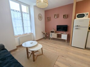 Interior - Quiet studio in central Châteauroux with parking (Châteauroux)