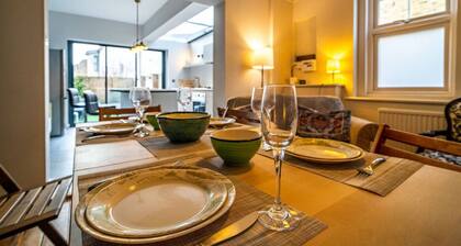 Margate | Heritage Home | Luxurious Beds | Garden