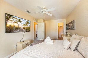 3 bedrooms, desk, iron/ironing board, free WiFi