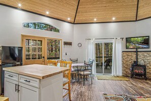 تناول الطعام