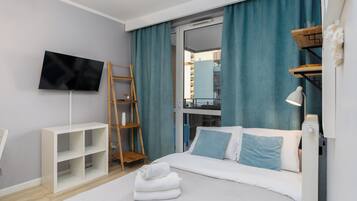 1 chambre, fer et planche à repasser, Wi-Fi, draps fournis