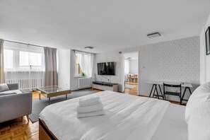 1 sovrum, strykjärn/strykbräda, wi-fi och sängkläder