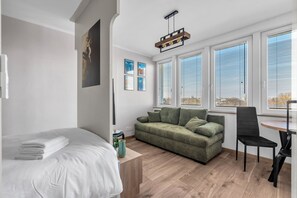 Bügeleisen/Bügelbrett, WLAN, Bettwäsche