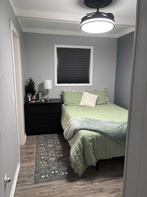 2 bedrooms, WiFi, bed sheets