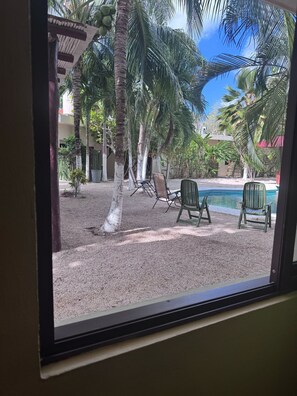 Desk, laptop workspace, free WiFi, bed sheets - Hotel Boutique Bahia Azul (Bacalar)
