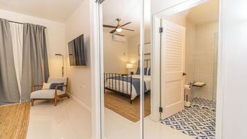 3 bedrooms, iron/ironing board, travel crib, WiFi