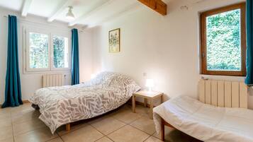 2 chambres, fer et planche Ă repasser, Wi-Fi gratuit