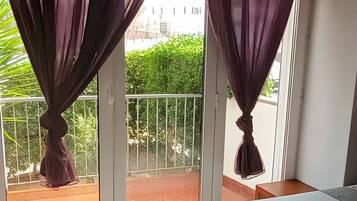 2 dormitorios, wifi gratis, ropa de cama