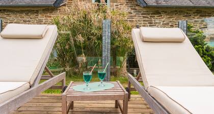 Chambre d'hÎtes 'Chambre Magnolia' avec piscine partagée, terrasse partagée et Wi-Fi