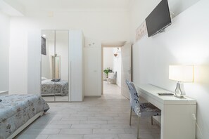1 chambre, fer et planche à repasser, Wi-Fi gratuit, draps fournis