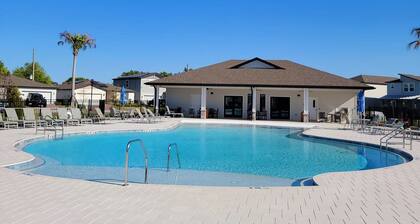 Charming 3-bedroom house with fitness room, WiFi in welcoming Saint Cloud