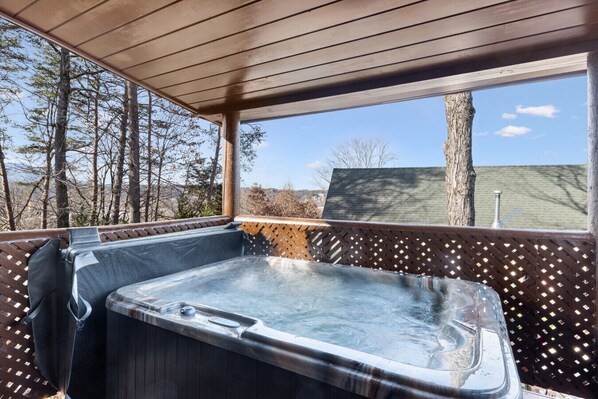 Bain à remous extérieur