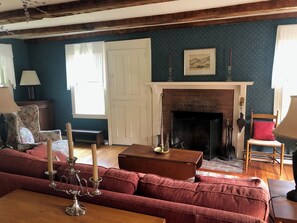 Smart TV, fireplace, table tennis, books