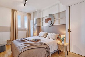 Fer et planche à repasser, Wi-Fi, draps fournis