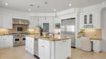 微波炉、烤箱、炉灶、洗碗机