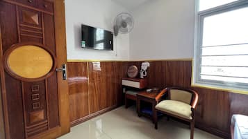 Kamar Triple | Meja kerja dan Wi-Fi gratis
