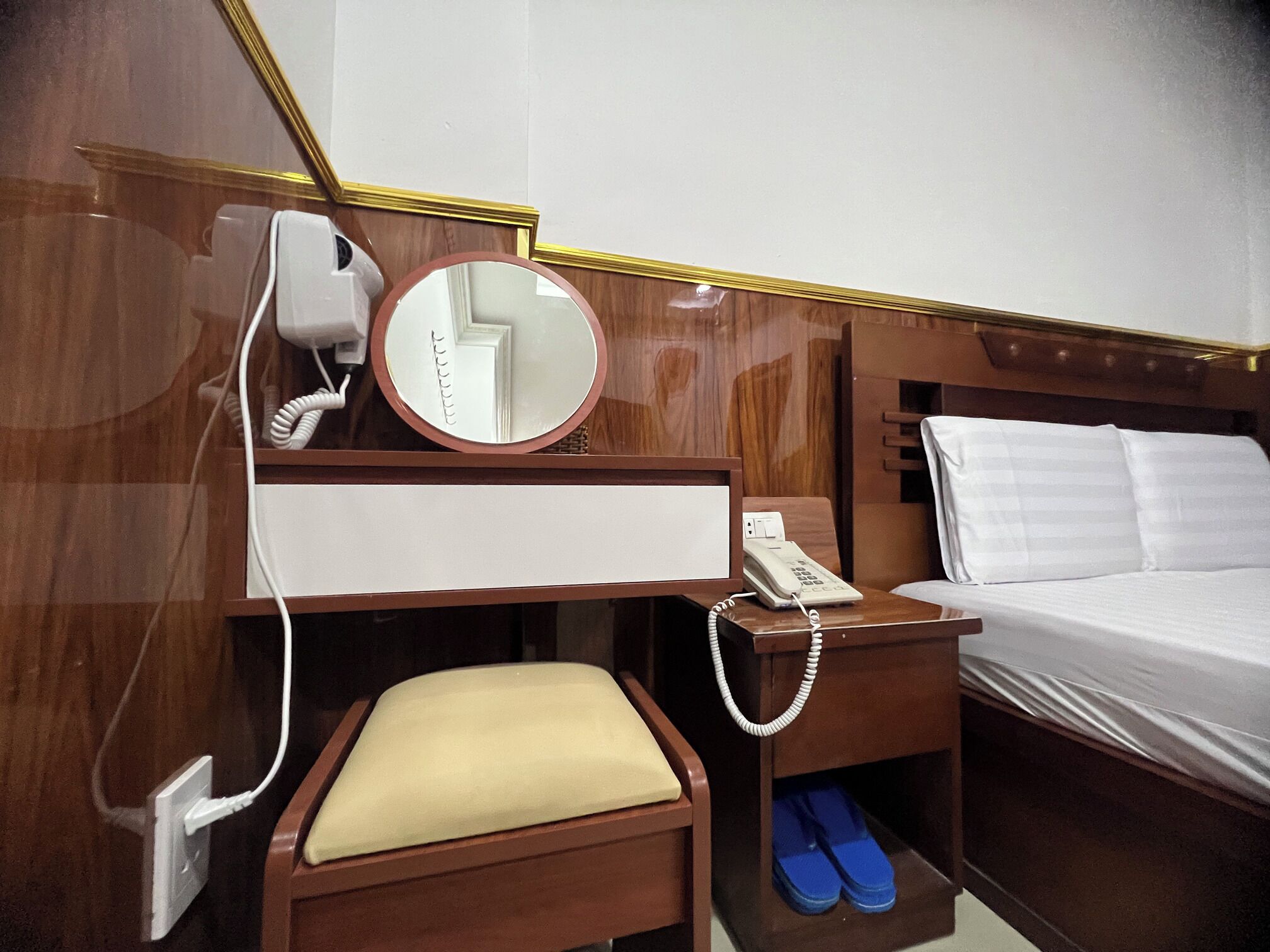 Double Room | Desk, free WiFi