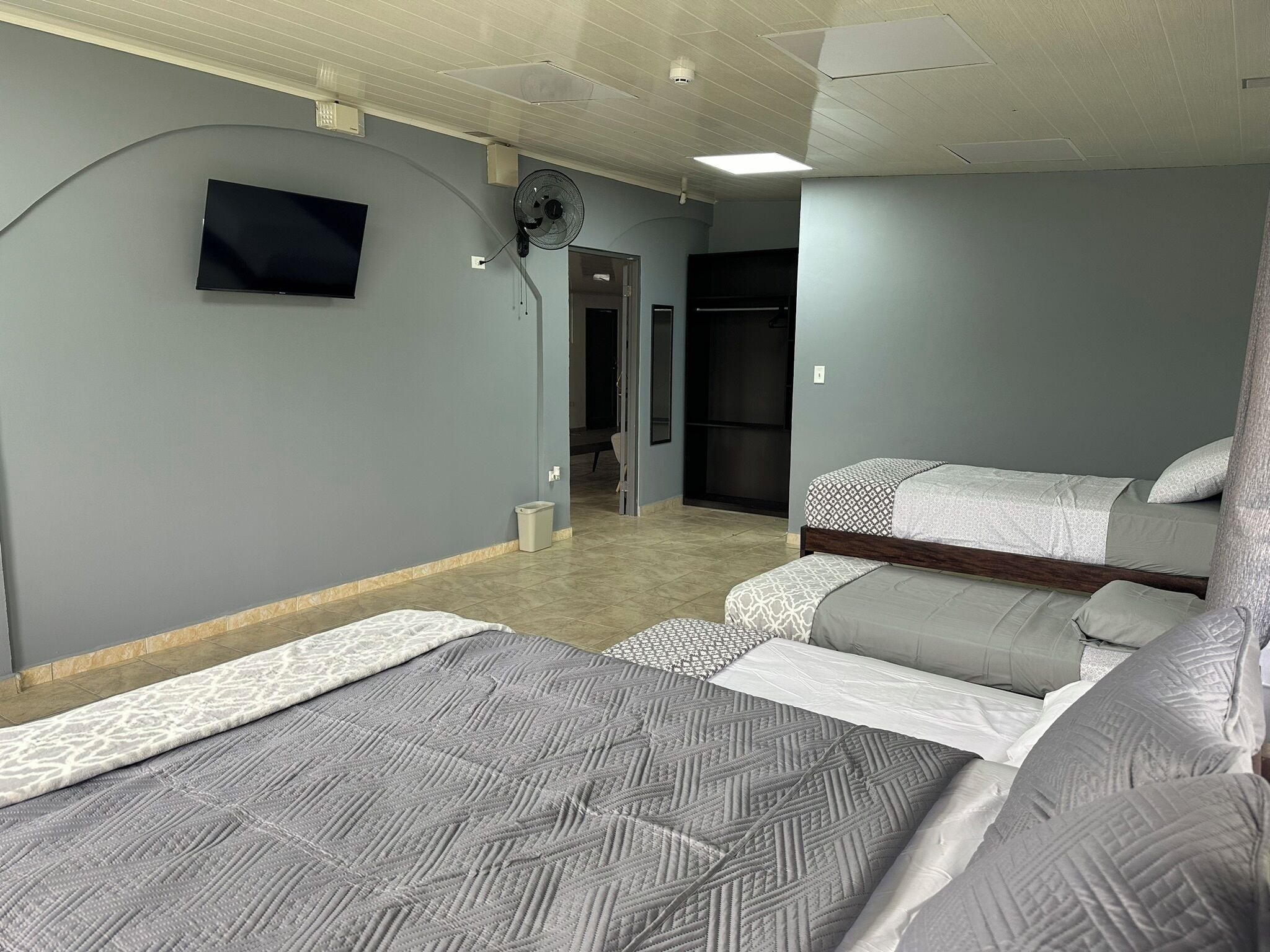 Grand Room, Private Bathroom | Free WiFi, bed sheets