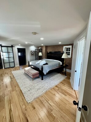 4 Schlafzimmer, Bügeleisen/Bügelbrett, WLAN, Bettwäsche