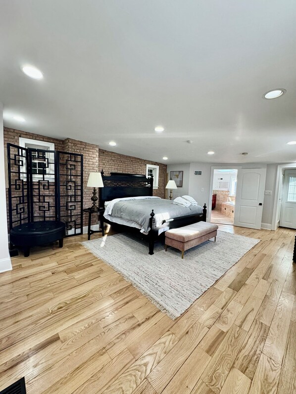 4 sovrum, strykjärn/strykbräda, wi-fi och sängkläder