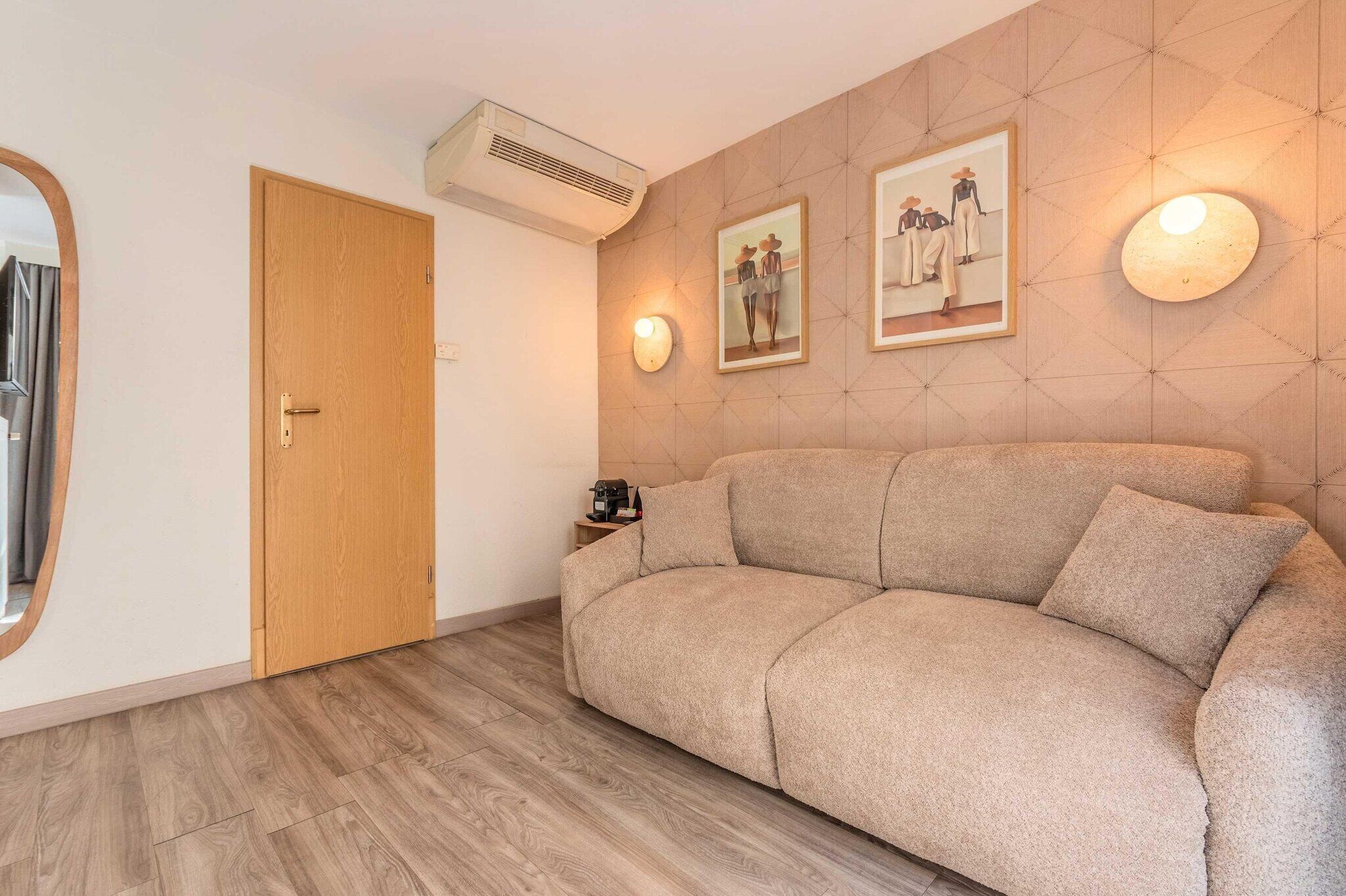 Smart TV, offices