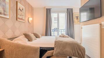 1 bedroom, desk, iron/ironing board, free WiFi