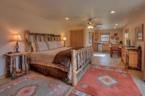 Bungalow, Mountain View | Free WiFi - Castle Valley Inn (Moab)