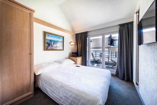 1 bedroom, desk, iron/ironing board, free WiFi