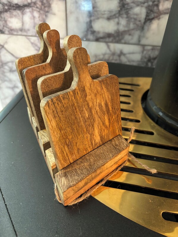 Miscellaneous - Spacious 5-bedroom villa, with beautiful lake views in charming Lakeport. (Lakeport)