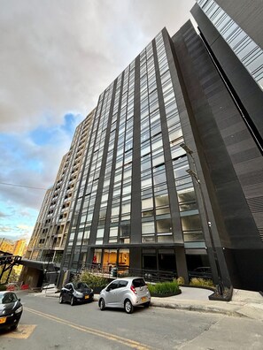 Business Apartment | Exterior - Despierta con vista a la montaña (Bogotá)