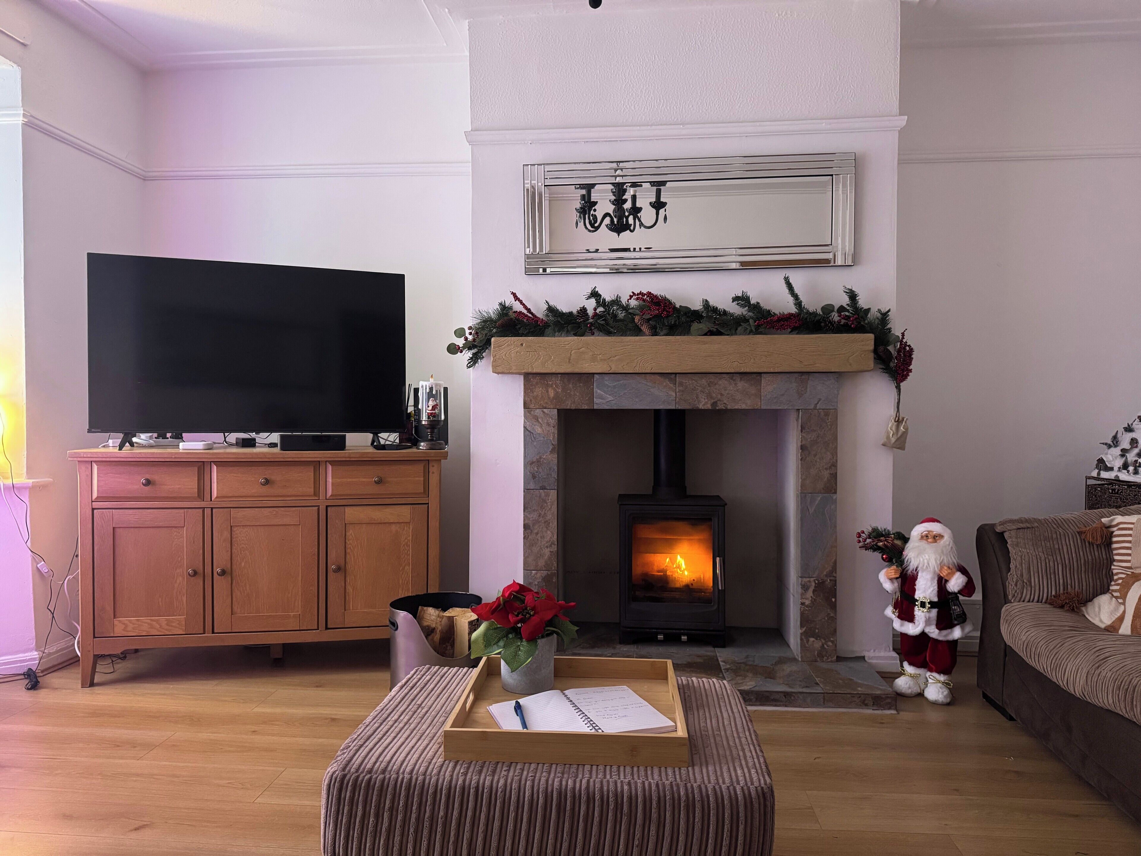 TV, fireplace, stereo