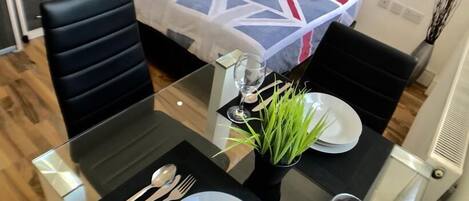 WiFi、ベッドシーツ