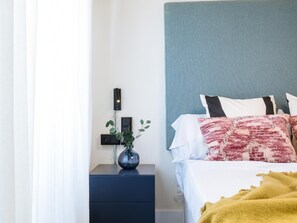 2 chambres, coffre-fort, fer et planche à repasser, lit de bébé portatif