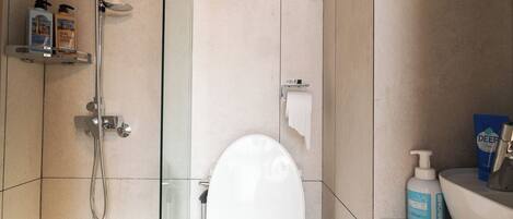 Family Apartment City View non Korean nationals only | Bathroom