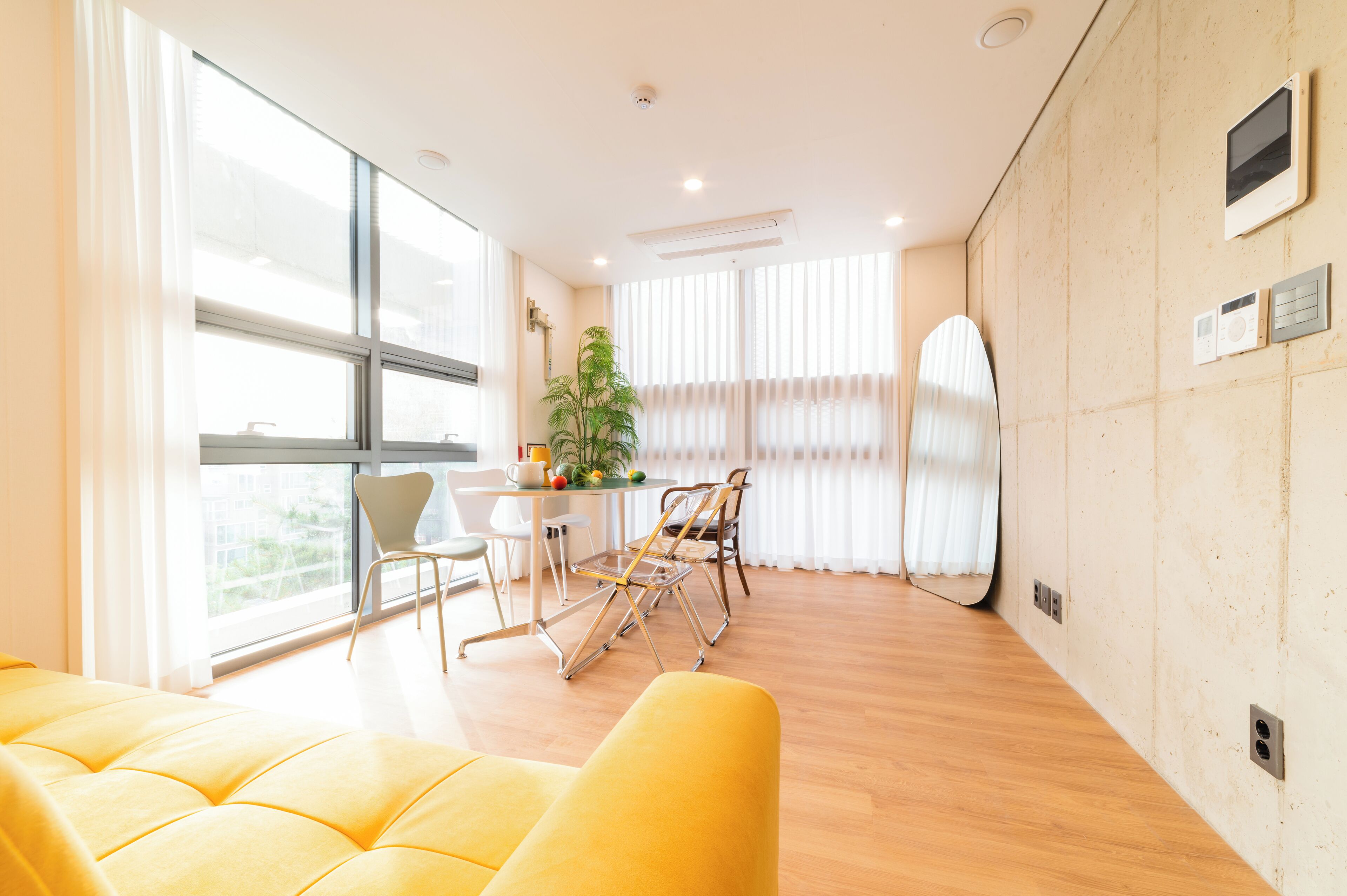 Family Suite, City View (non-Korean nationals only) | Oleskelualue | Lämmitetyt lattiat