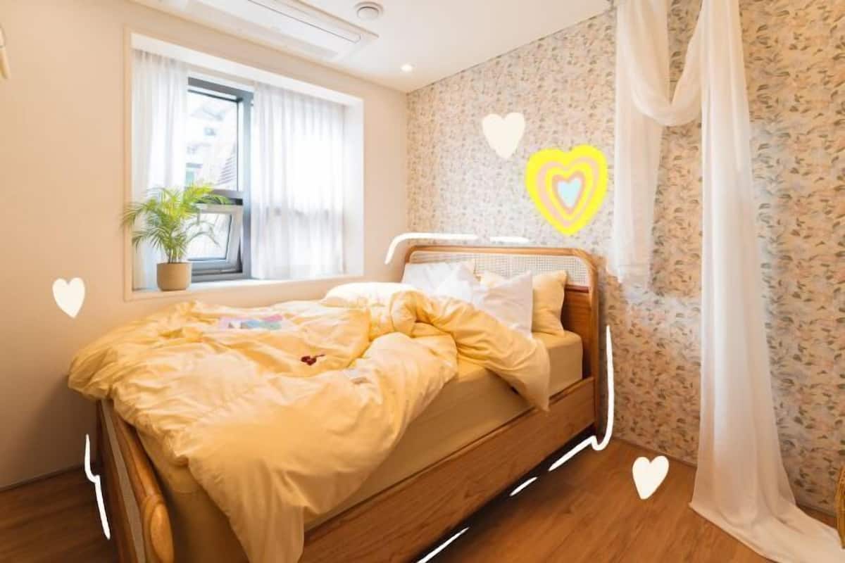 3 makuuhuonetta, ilmainen Wi-Fi, vuodevaatteet